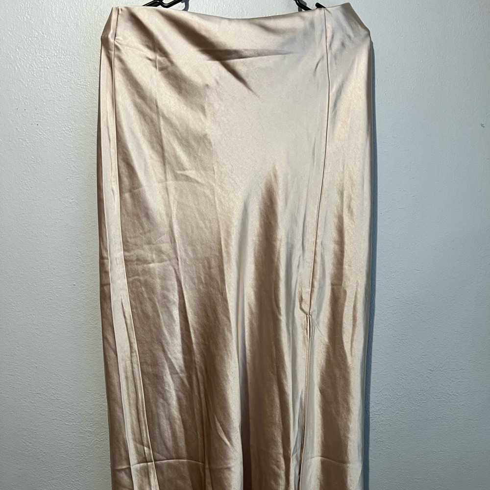 Skies are blue Cream Skirt with slit